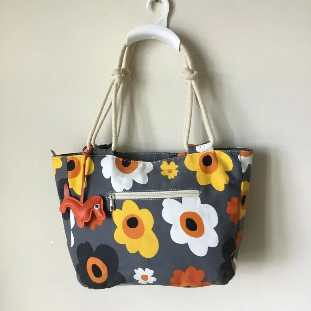 Farmhouse Is My Style "Summer Blooms" Gray Canvas Tote Bag w/Dachshund Bag Charm - Picture 1 of 10